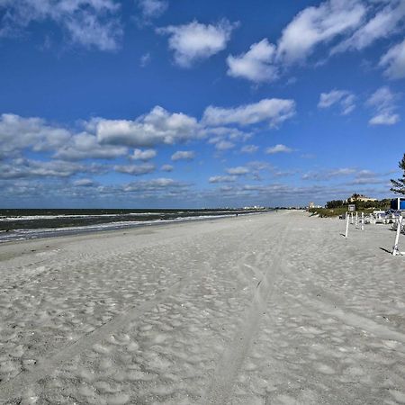 St Pete Condo With Heated Pool - Less Than 1 Mi To Beach! St. Pete Beach Extérieur photo